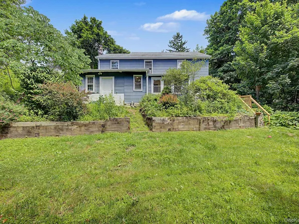 121 Putnam Drive, Carmel, NY 10512