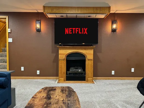 1711 17th St S, Moorhead, MN 56560