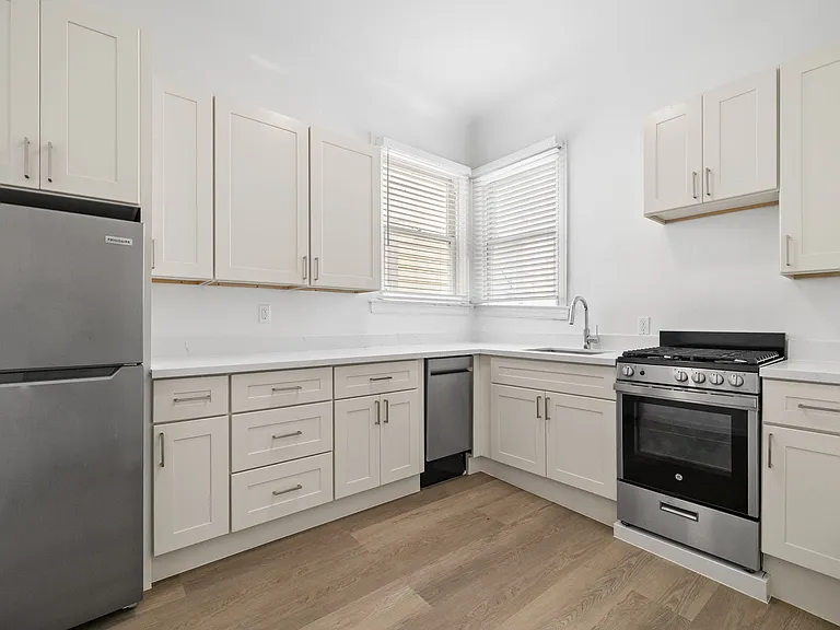 2023 Folsom — Photo 3