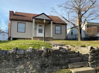 1009 Meadow Ln, Lexington, KY 40505