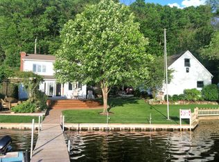 Patterson Lake Dr, Pinckney, MI