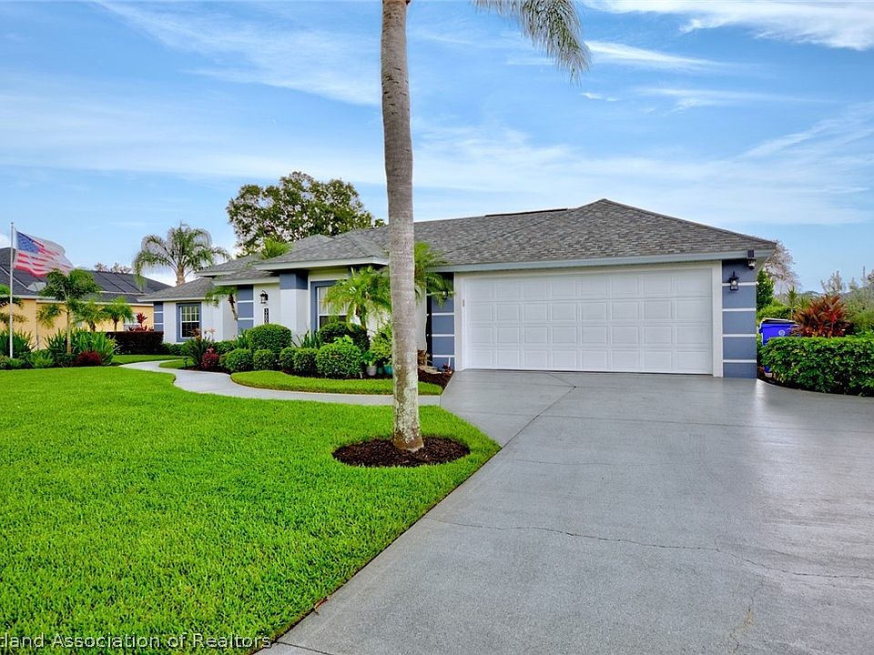 1st image of 3600 Manor Dr
