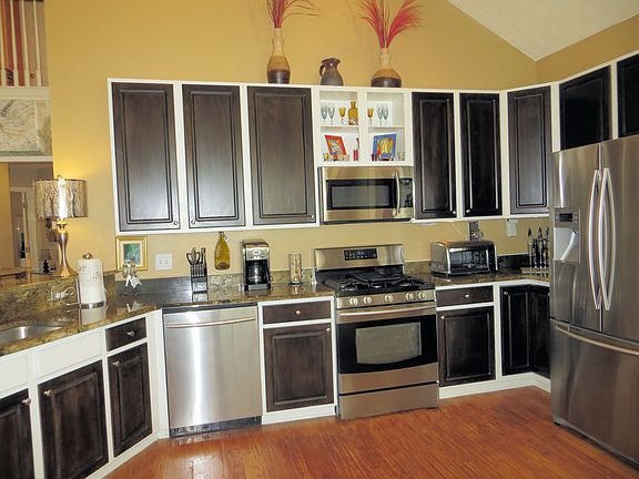 2nd image of 3351 Shallowford Green Dr