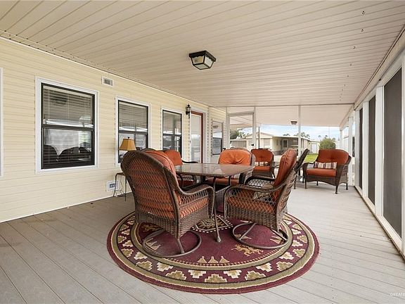 3rd image of 4901 Daffodil Ave Unit 123