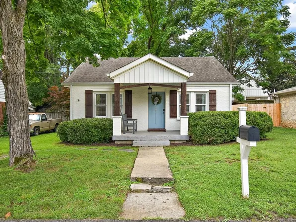 110 Battlefield Dr, Franklin, TN 37064