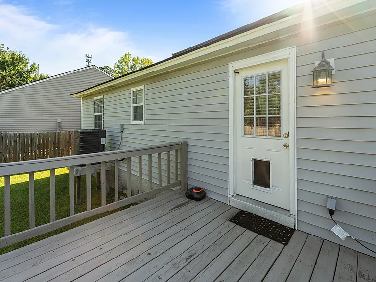 109 Dry Dock Ct — Photo 42