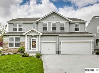 2902 N 169th St, Omaha, NE 68116