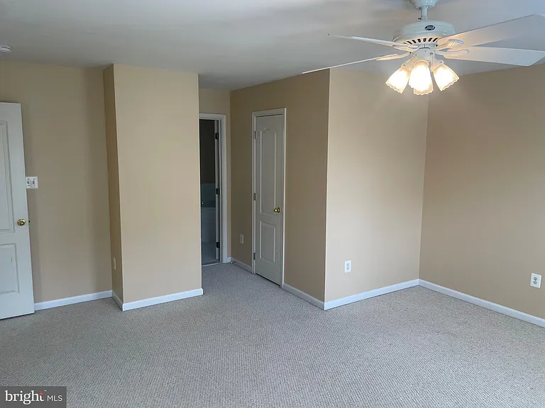 20389 Radcliff Ter — Photo 28