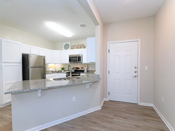 Landmark at Auburn Lakes