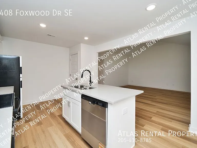 4408 Foxwood Dr — Photo 17