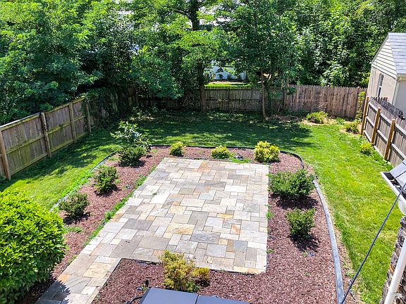 Back patio, upstairs view
