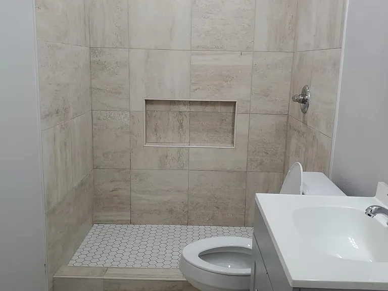 2308 Jasper St — Photo 11