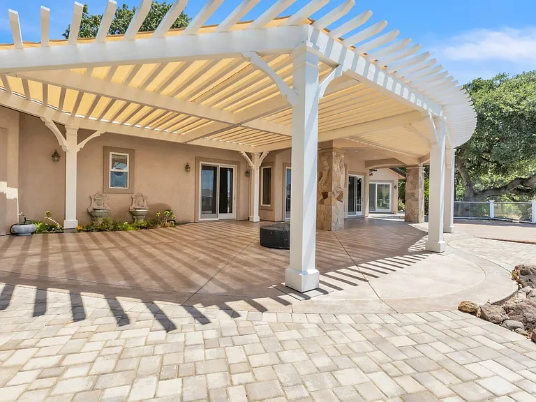 5237 Sunridge Dr — Photo 46