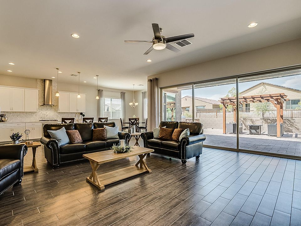 1st image of 2300 W Capricorn St