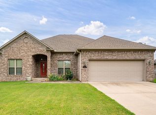 23 Bowling Ln, Conway, AR 72032