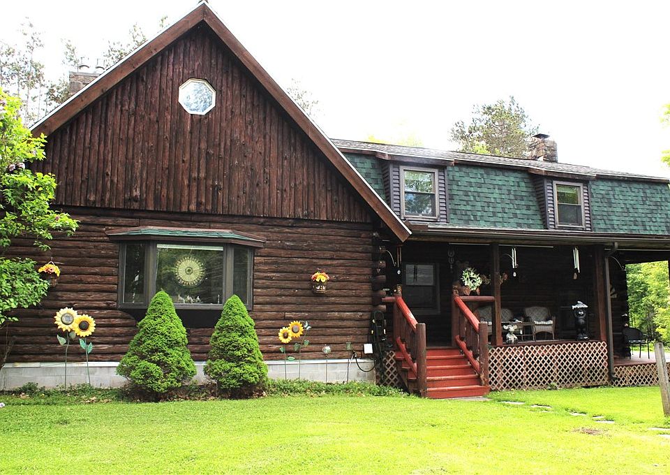 1st image of 227 South Rd