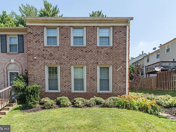 3rd image of 5720 Crownleigh Ct
