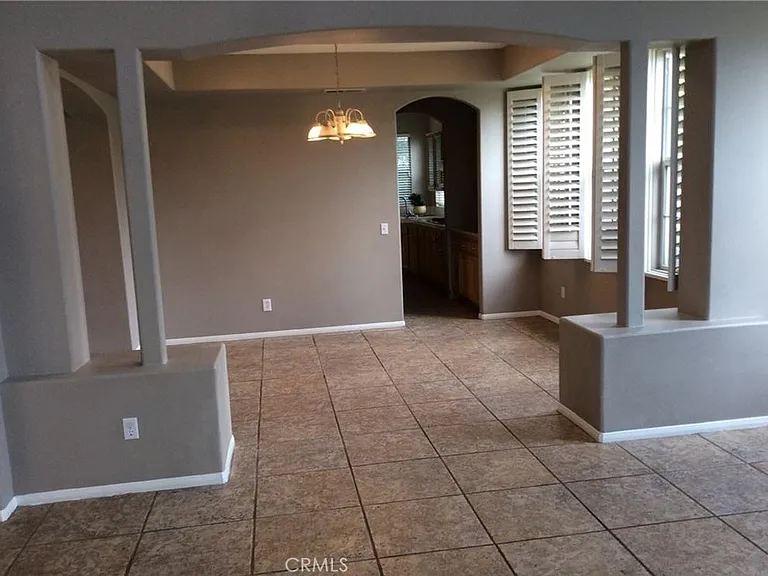 43 Valencia Ln — Photo 7