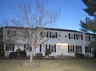 814-816 S West St, Feeding Hills, MA 01030