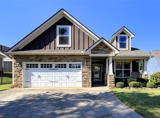 137 Benton Park Dr, Easley, SC 29642