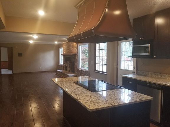 2nd image of 3800 Quail Creek Dr