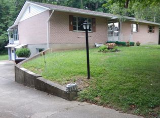 8691 Koszo Dr, Cincinnati, OH 45255