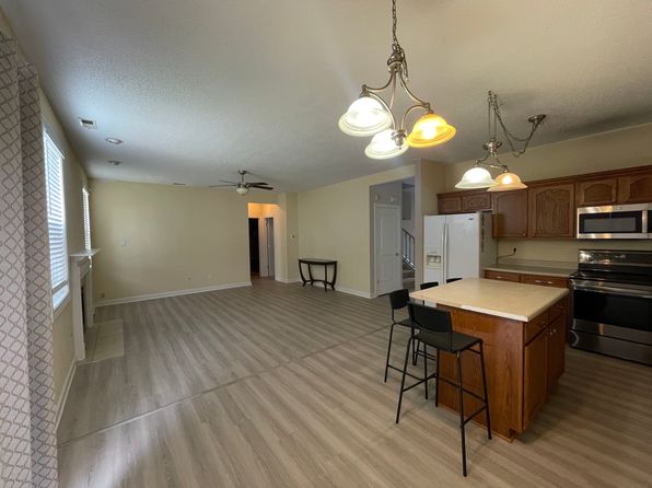 9532 Treyburn Green Way