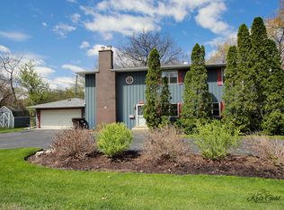 29 Pamela Rd, Lake Zurich, IL 60047