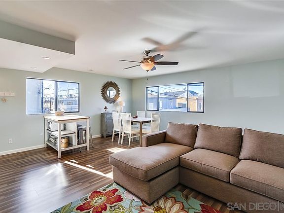 4th image of 849 Portsmouth Ct