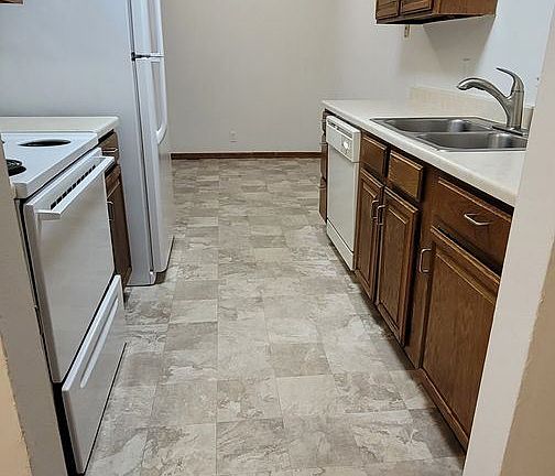 5th image of 11433 Arbor St APT 108