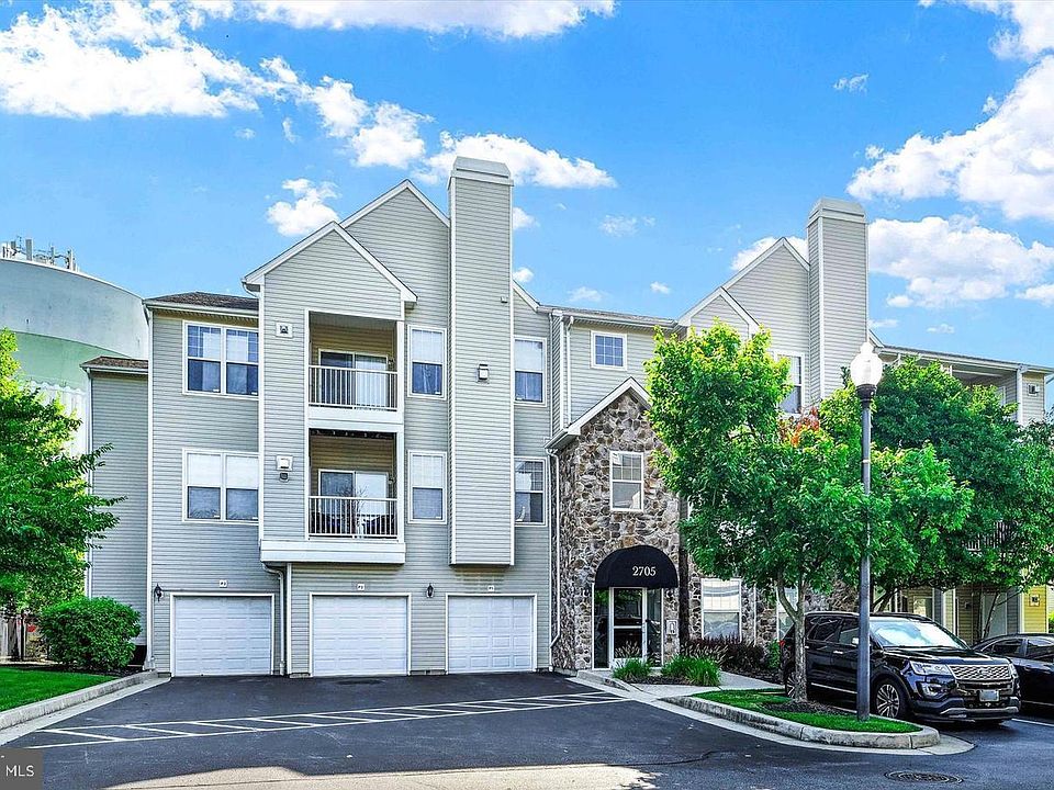 1st image of 2705 Ashfield Dr Unit 204