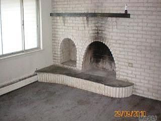 4th image of 24 Pamela Ln