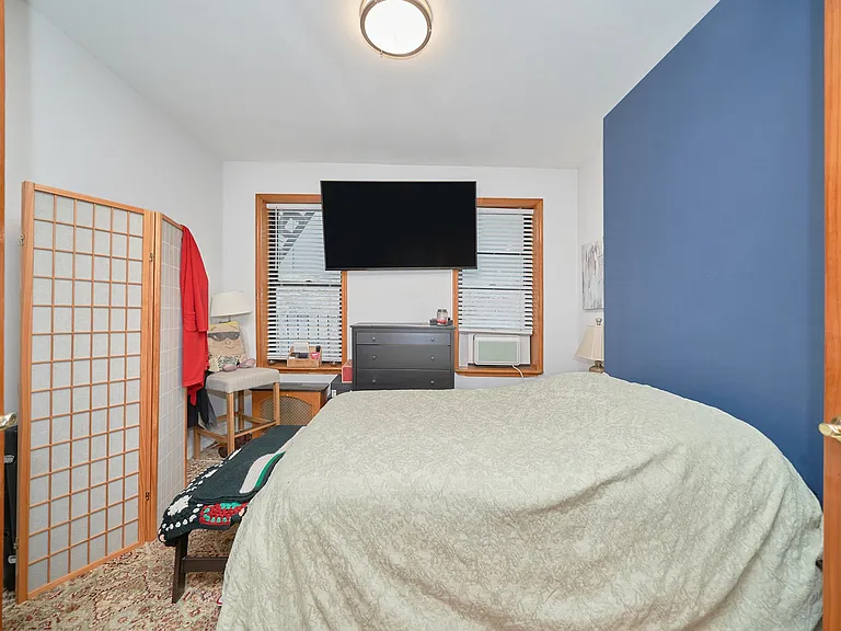 796 9th Ave #4 — Photo 3