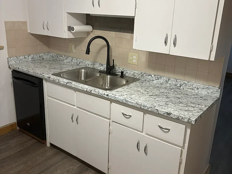2024 W Hamilton Pl — Photo 12