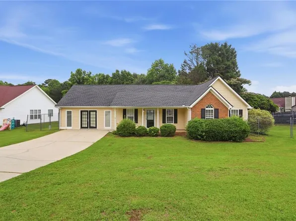 11190 Knotty Pine Pl, Hampton, GA 30228