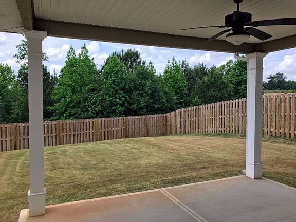 5th image of 327 Bella Rose Dr