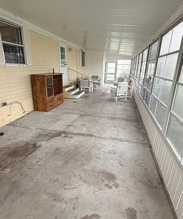 2nd image of 7680 Helen Rd