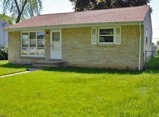 7047 W Herbert Ave, Milwaukee, WI 53218