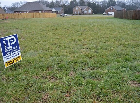 2nd image of 307 Shelby Cir
