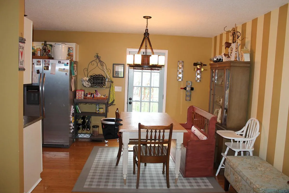 3 bed, 1300 sqft, $2,500 — Photo 3