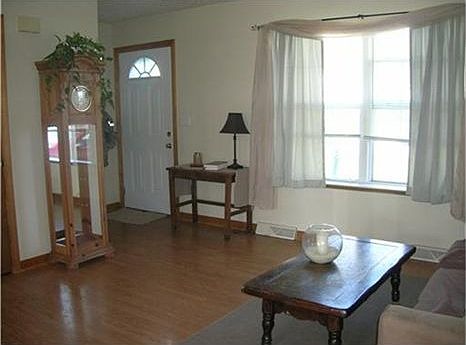 3rd image of 10352 N Park Dr