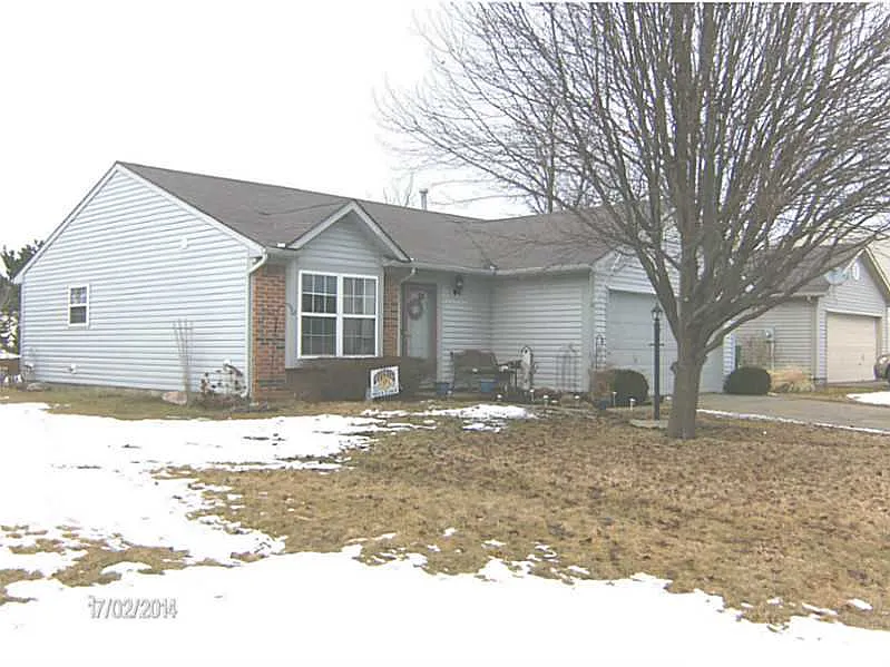 1596 Prairieview Ln photo 1