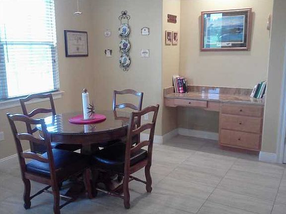 2nd image of 379 Clubhouse Dr