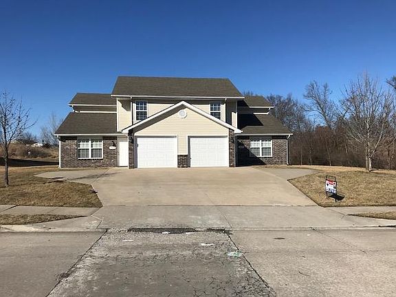 3rd image of 5819 Canaveral Dr