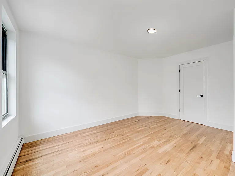 216 Jefferson St #6 — Photo 6