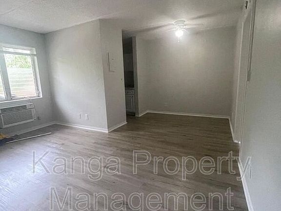 2nd image of 5400 N Flagler Dr APT C10