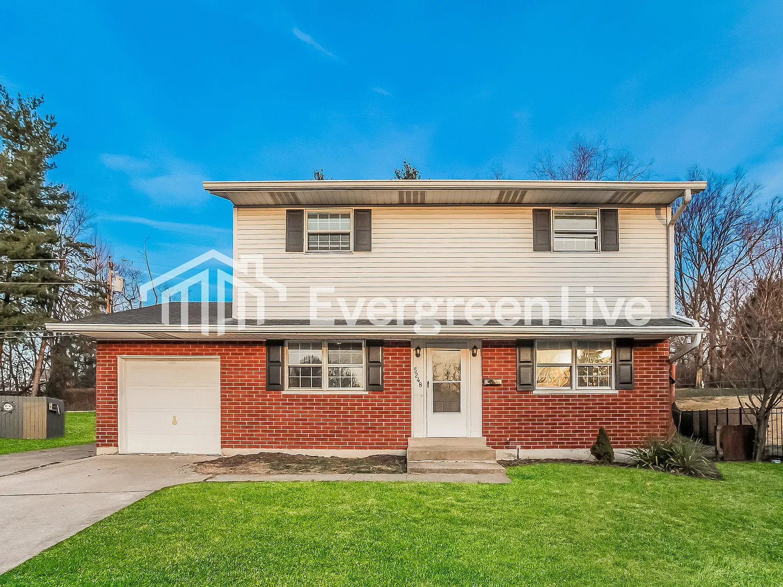 4 bed, 1.5 bath, 1856 sqft, $1,945 — Photo 1