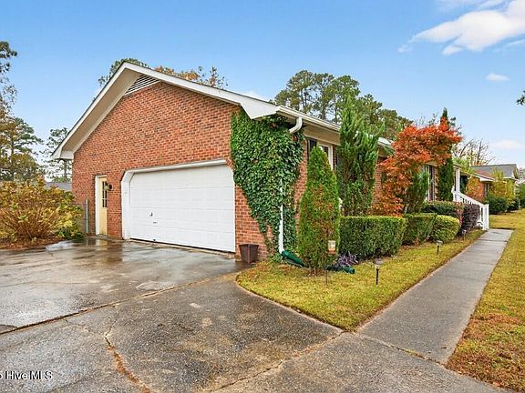 3rd image of 4913 Cypress Shores Drive