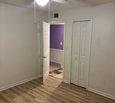 5th image of 25 Holladay Dr #18