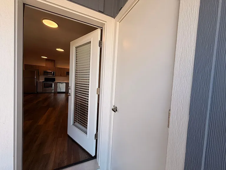 Creek's Edge Apartments — Photo 36